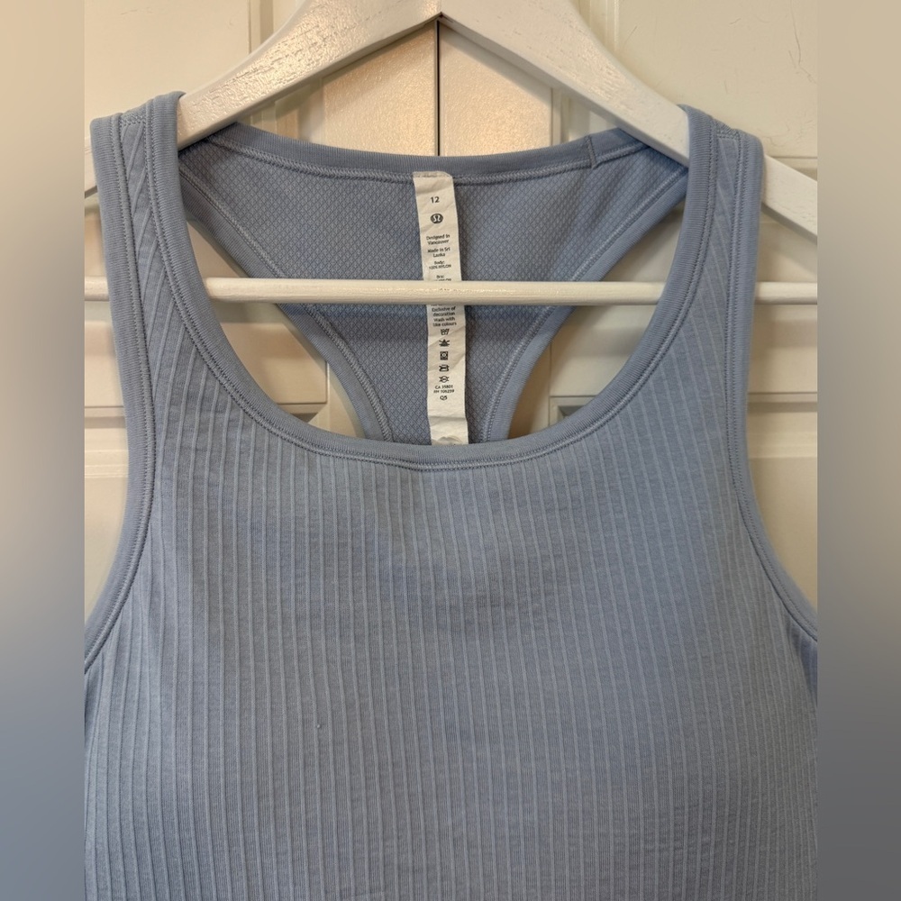 Lululemon Ribbed Racerback Tank - Size 12 - Picture 5 of 8
